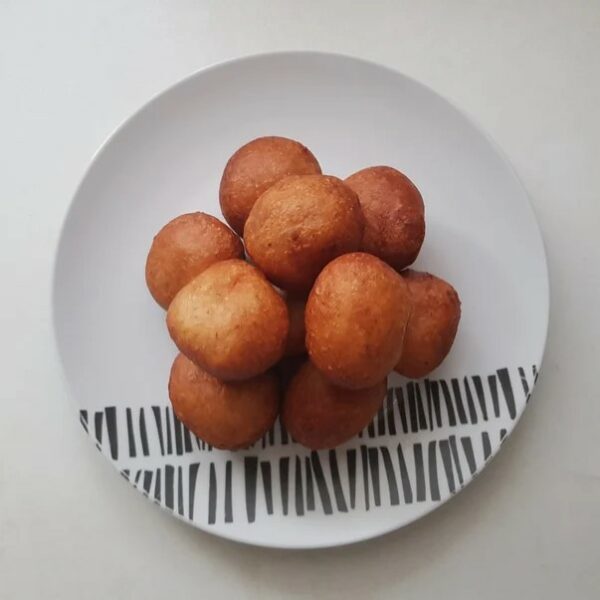 Puff Puff, Authentic Nigerian, Freshly Fried, Wrapped and Securely Sealed in Pairs, Ice Packs Included, Free Postage